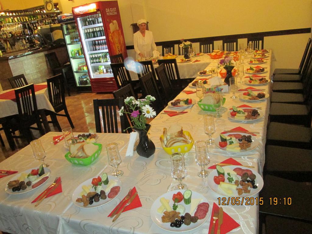 Pensiunea Ramona Tulcea Bagian luar foto